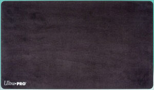 プレイマット ソフトタッチ（スエード風、ウルトラプロロゴ入り）