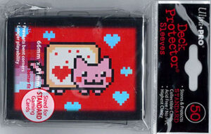 MTG公式サプライ 通常サイズカード用デッキプロテクター(ハードスリーブ) NYAN CAT VALENTNYAN 50枚入りパック
