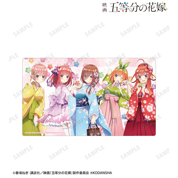 映画『五等分の花嫁』 描き下ろしイラスト 集合 桜和装ver. プレイマット