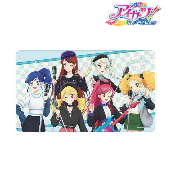 アイカツ！ 10th STORY ～未来へのSTARWAY～ 描き下ろし 集合 カジュアルロックver. マルチデスクマット
